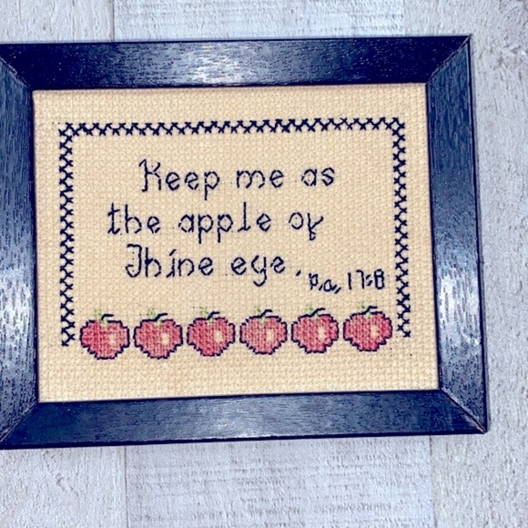 Vintage small embroidered Bible scripture art in frame - Picture 1 of 2